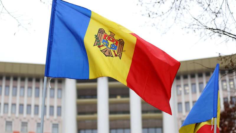 Молдавия с января будет использовать евро вместо доллара