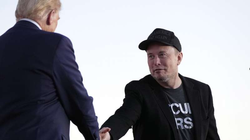 "Родился не в той стране": Трамп раскрыл неудобную для Маска правду